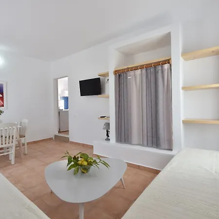 Apartment Analypsi *